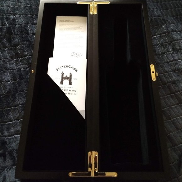 RARE Vintage Fettercairn scotch whisky lacquer box 30 year - Picture 2 of 9
